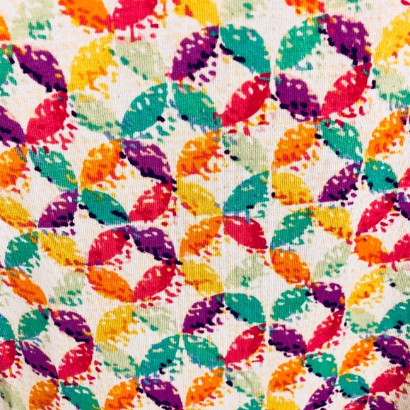 Rainbow Pattern Large Irma Lularoe - Picture 3 of 4